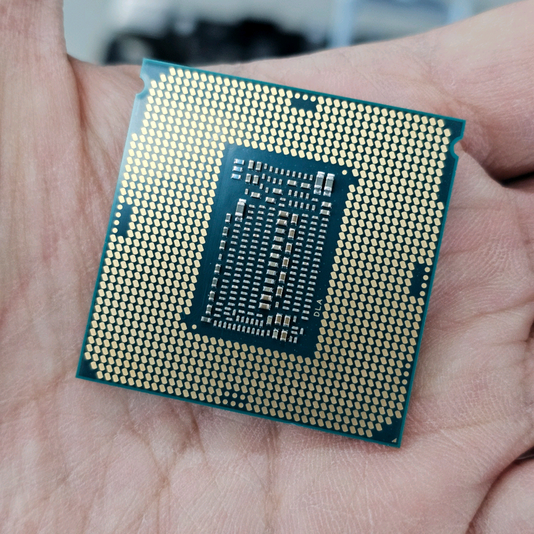 인텔 I7 9700K CPU 단품 이미지
