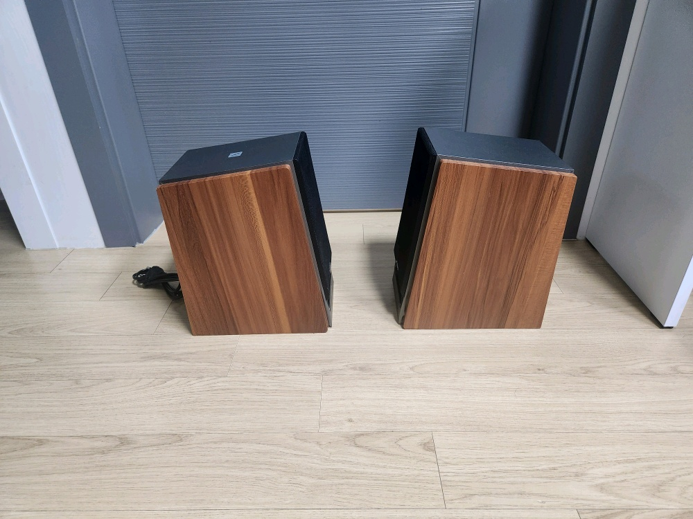 캔스톤 블루투스 스피커 판매 합니다. 이미지