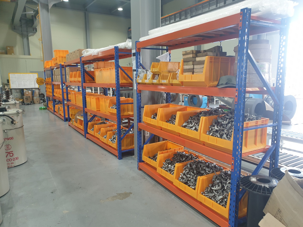 무볼트 중량랙 새제품 철제앵글 철제선반 창고랙 고릴라랙 대형랙 이미지