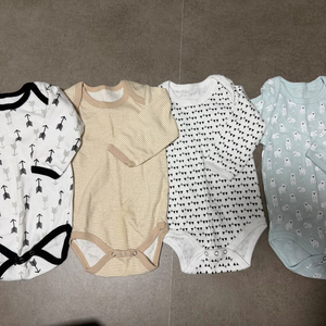 신생아 옷 이미지