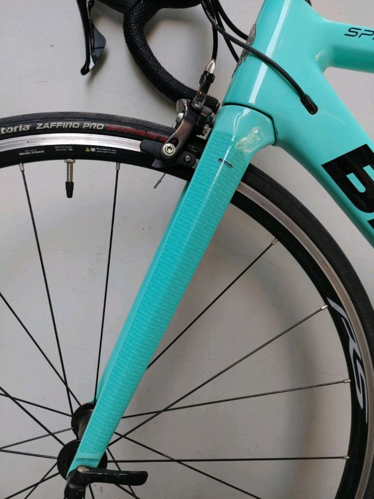 상태좋은 23년 비앙키 스프린트 시마노 105 카본로드자전거 50사이즈 팔아요. 이미지