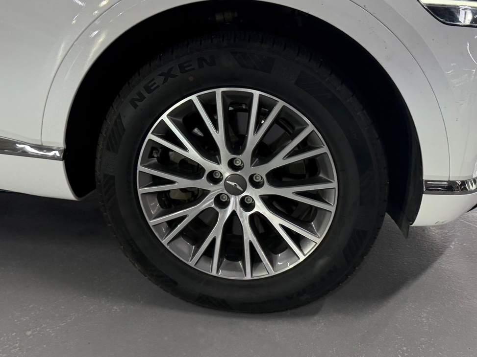 제네시스 GV80 2.5T 가솔린 2WD 중고차 20년07월 88957km 완전무사고 입니다 . 이미지