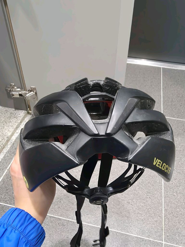 본트레거 벨로시스 밉스 헬멧 이미지