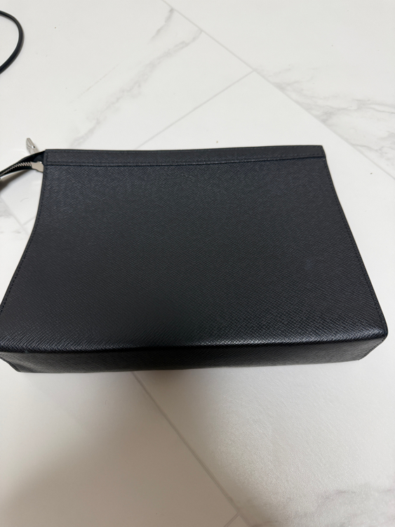 남성용 사피아노 레더 클러치백 이미지