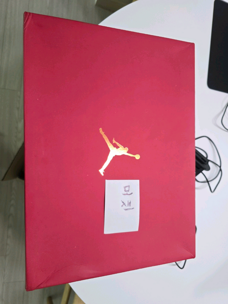 조던 4 리바이스 데님 이미지