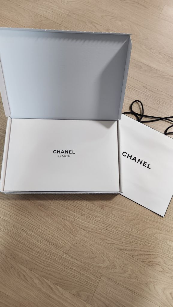 새제품)샤넬 패딩 노트북 맥북 아이패드 파우치 이미지