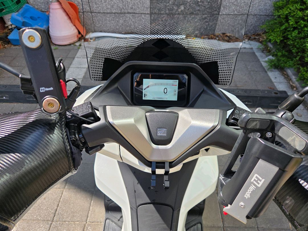 PCX125 25년식 13,880km 배달세팅 오토바이 팝니다. 이미지