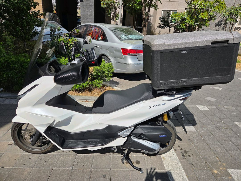 PCX125 25년식 13,880km 배달세팅 오토바이 팝니다. 이미지