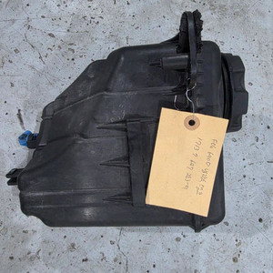 BMW F01 F02 F06 F10 F11 F12 F13 5, 6, 7시리즈용 냉각수 보조탱크 17137647283 이미지