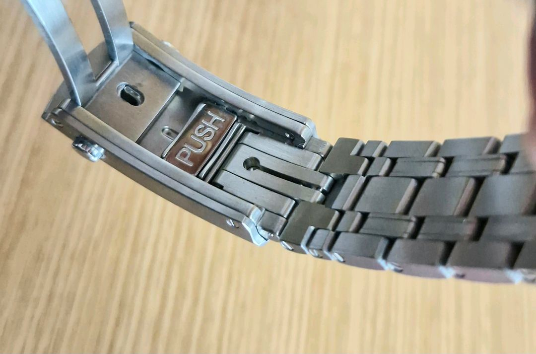 오메가 씨마스터 다이버 300M 크로노그래프 44mm 이미지