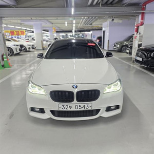 [BMW]5시리즈 (F10) 520d M 에어로다이나믹 #4월특가 이미지