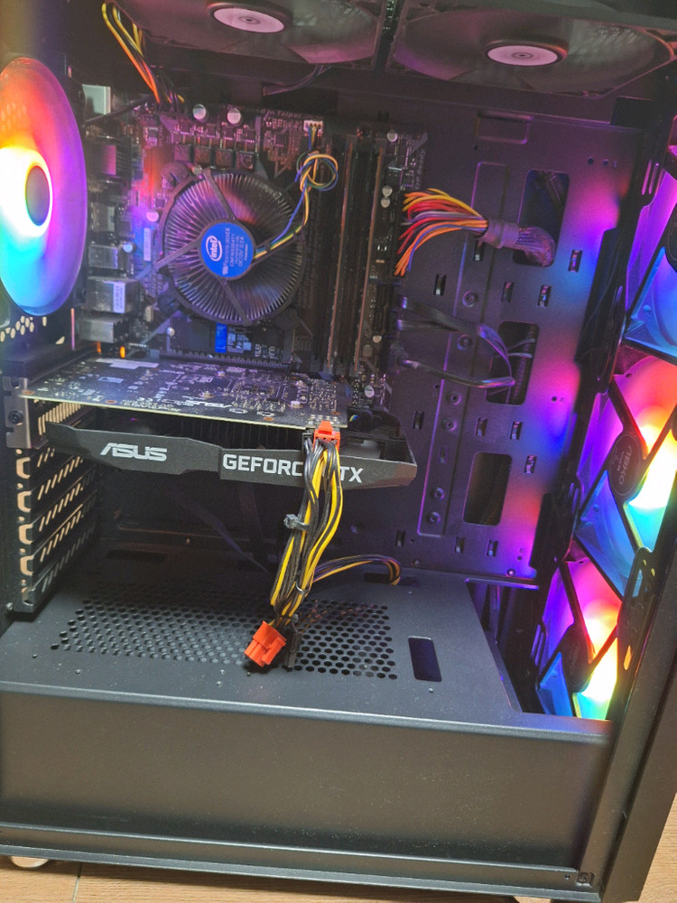 게이밍 컴퓨터 PC 본체 i5-9400F GTX 1650 발로란트 오버워치 로아 게임용 데스크탑 이미지