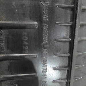 BMW F01 F02 F10 F06 F12 F13 5,6,7시리즈 스티어링 리저버탱크 3241678294 이미지