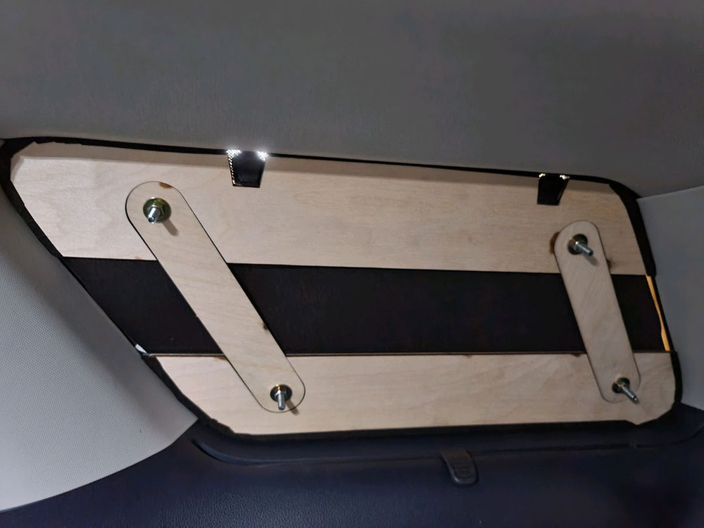 카니발 카마인 윈도우수납함 이미지