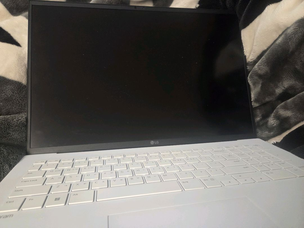 LG그램 17인치 노트북 i5 16gb/512gb 이미지
