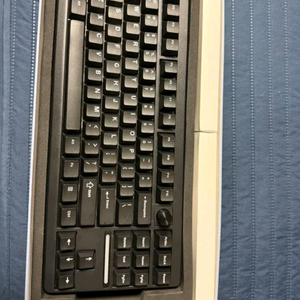 타이폰 s87 블랙 풀알루미늄 키보드 단순개봉 이미지