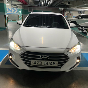 현대 아반떼 AD 벨류 플러스 15만km 흰색 천안 이미지