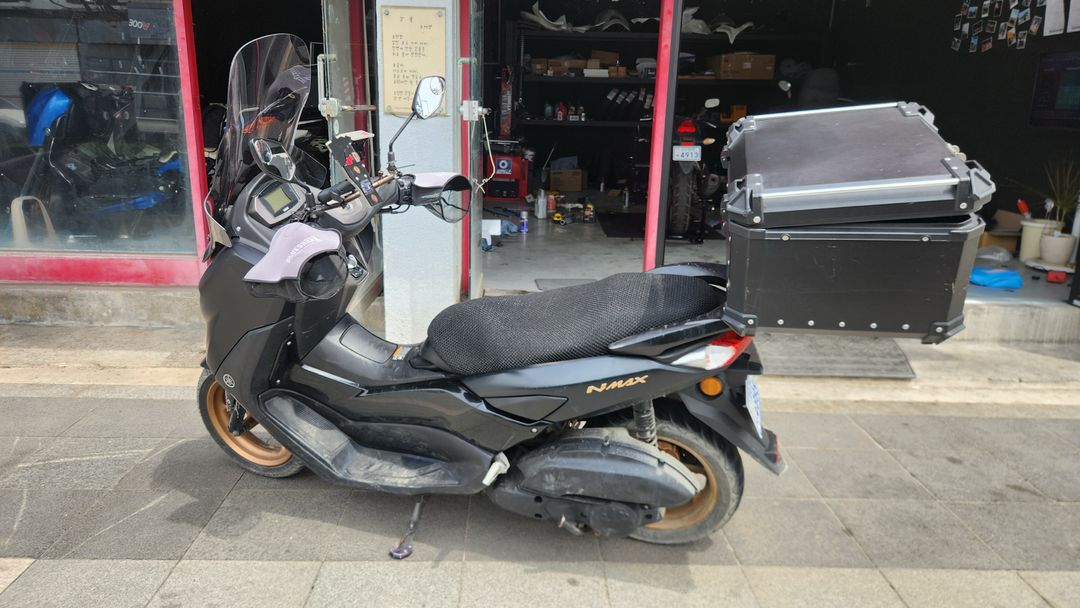 nmax 125 22년식 이미지