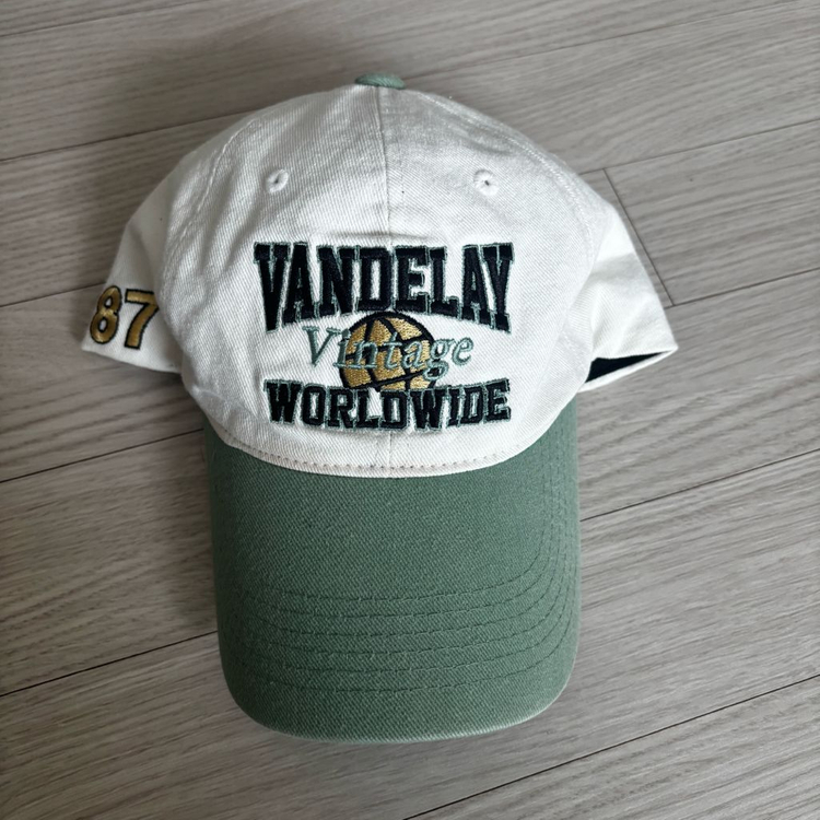 빈티지 민트 볼캡 모자 이미지