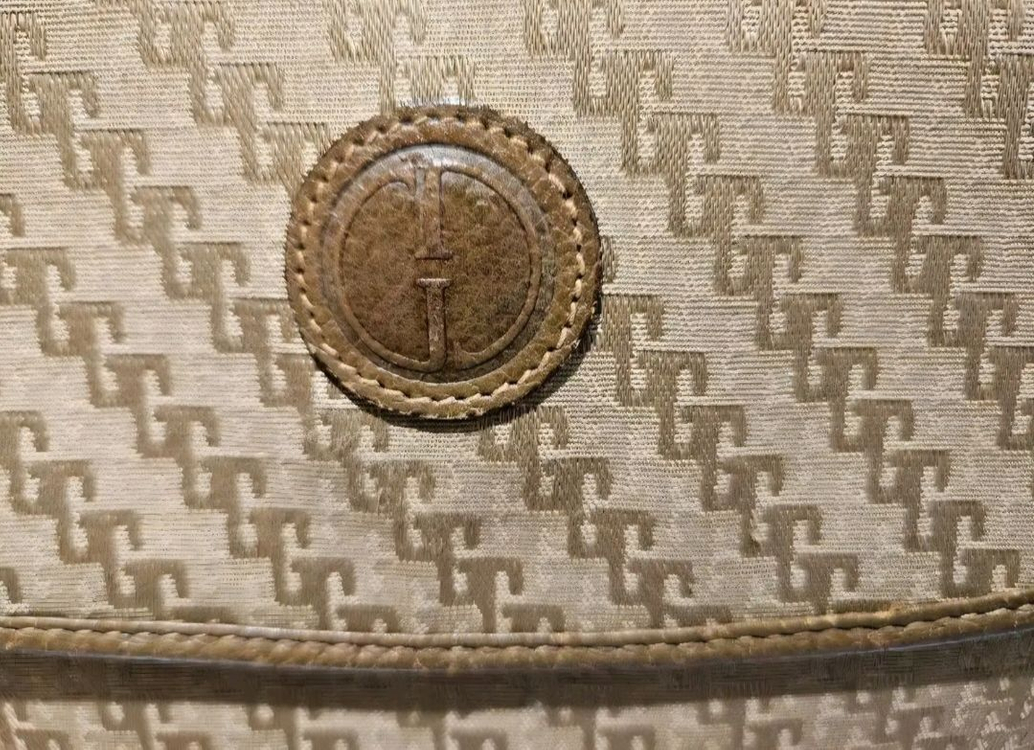 정품 구찌 시그니처 패턴 크로스백 이미지