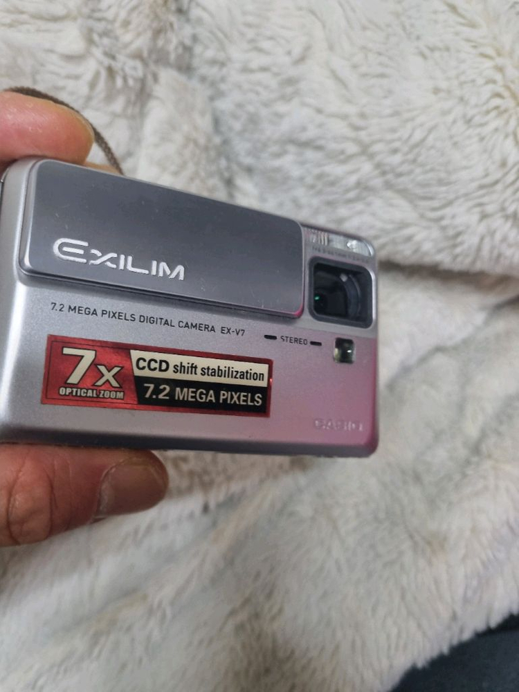 카시오 엑슬림 ex-v7 레트로 디카 빈티지 카메라 이미지