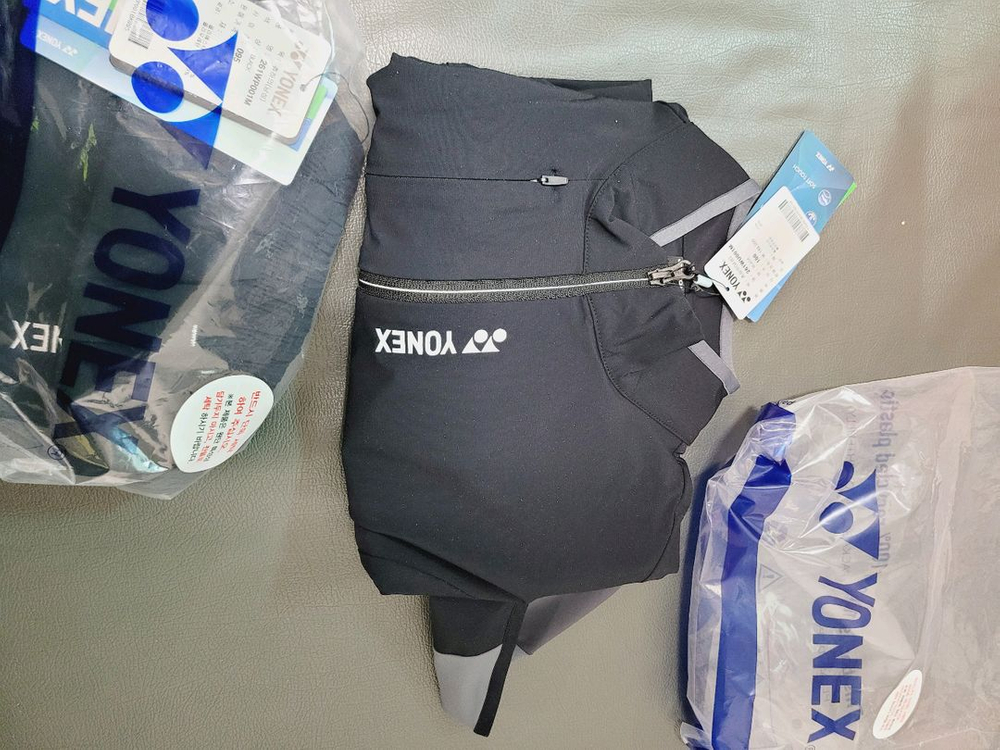 요넥스 우븐 트레이닝 세트 이미지