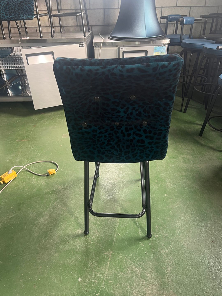 중고의자 호피무늬 회전빠의자 팝니다 이미지