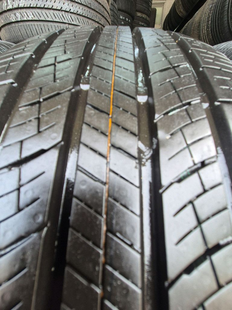 그랜드 카니발 235 65 17 넥센 GTX 중고타이어 한대분 이미지