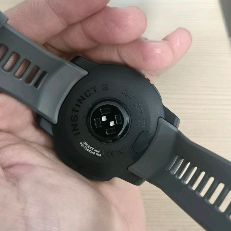 가민 인스팅트3 50mm 아몰레드 이미지