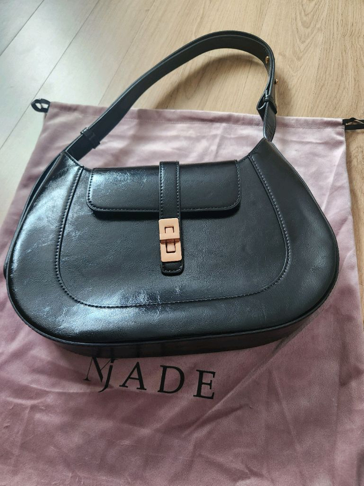 엠제이드 클래식 아만다 M 블랙 이미지