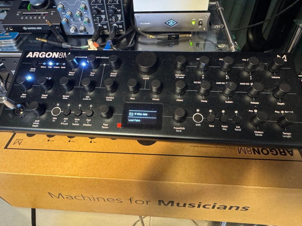 Modal ARGON8M Desktop Module 판매합니다. 이미지