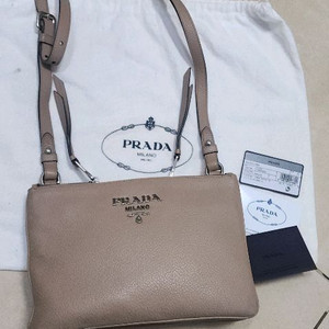 프라다 더블지퍼 크로스백 이미지