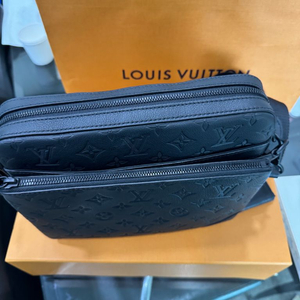 [상태굿/풀박스] 루이비통 블랙 쉐도우 트리오 메신저백 크로스백 이미지