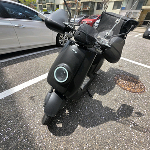 니우 앤프로 전기스쿠터 이미지