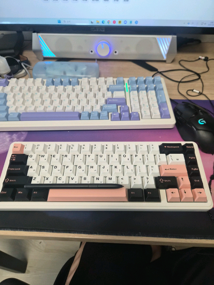 갤럭시북4프로360 (키보드, 노트북 거치대, 마우스 일괄) 이미지