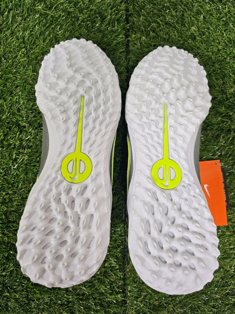 [한정수량타임세일]나이키 티엠포 레전드10 프로 TF MAD VOLTAGE팩 이미지