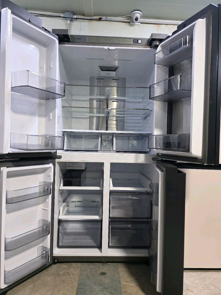 삼성 비스포크 프리스텐딩 4도어냉장고 이미지