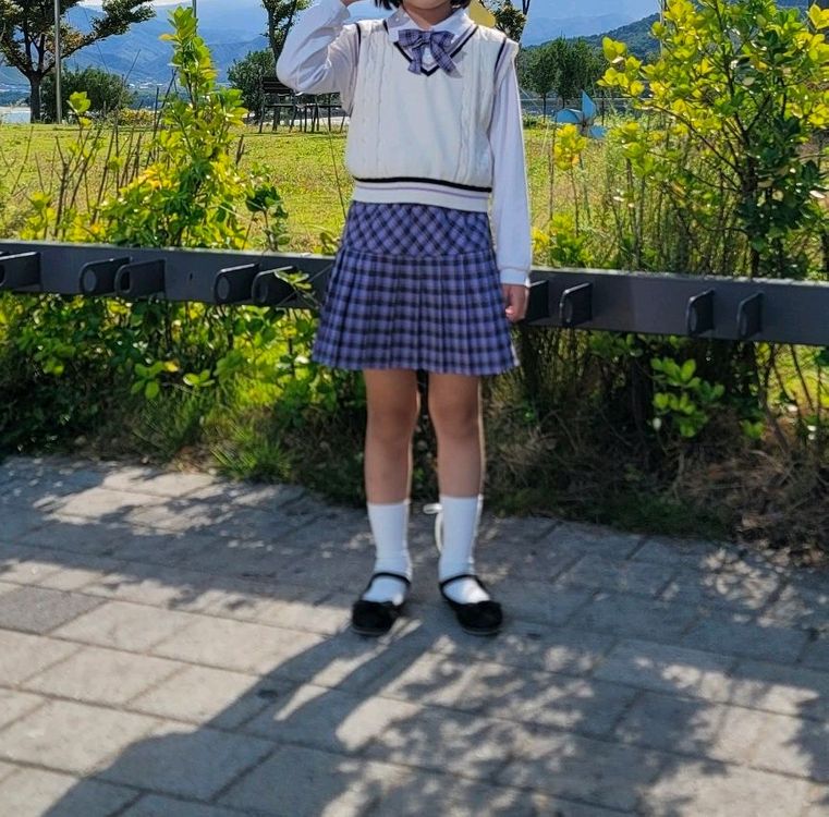 여아 스쿨룩 세트 (셔츠,스커트,조끼) 130사이즈 이미지