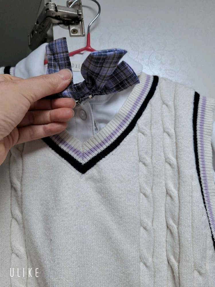 여아 스쿨룩 세트 (셔츠,스커트,조끼) 130사이즈 이미지