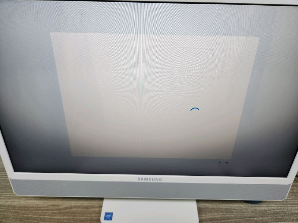 삼성 일체형PC 24인치 DM530ABE 8GB 이미지