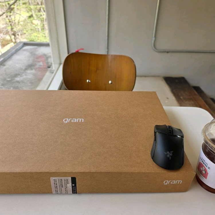 LG 2025 그램 Pro 360 AI + 레이저 코브라 마우스 이미지