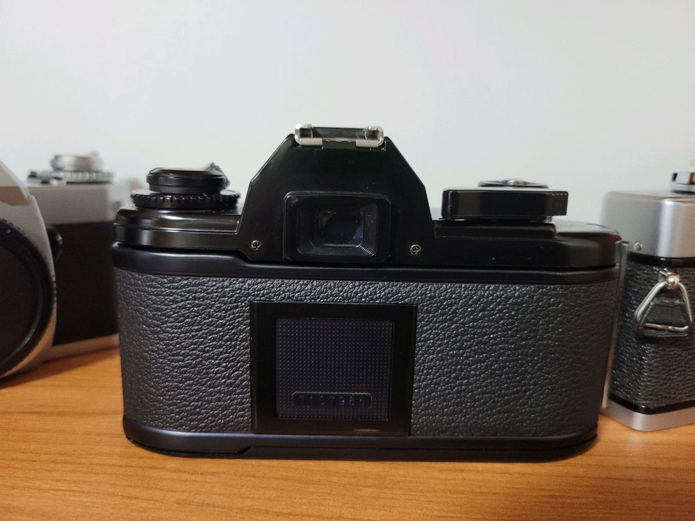 부품용 니콘 EM 필름카메라 외관상태 굿!! 이미지