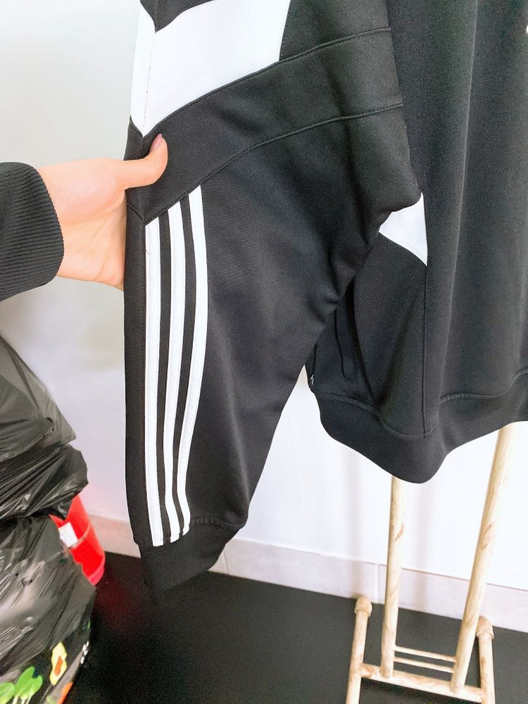 (M)아디다스남자오리지널불꽃루즈핏반집업맨투맨 이미지