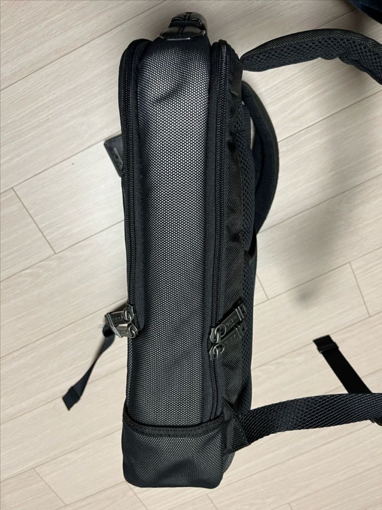(상태극상) 투미 알파 브라보 백팩 블랙 배낭 이미지