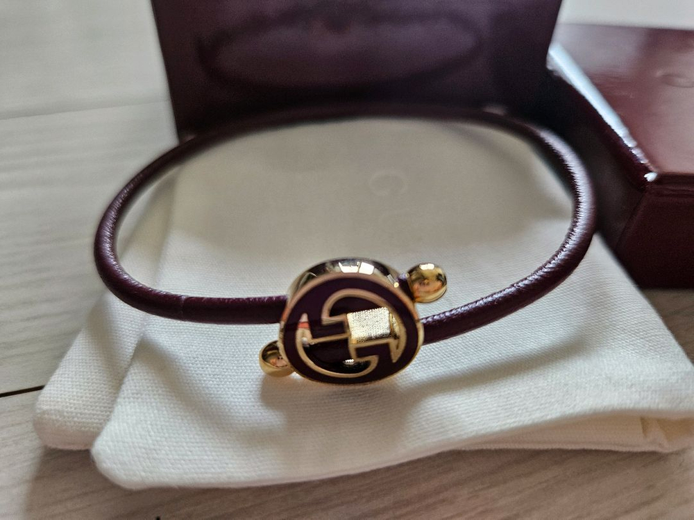 (정품) 구찌 에나멜 라운드 인터로킹 G 팔찌 이미지