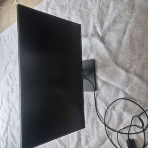 27인치 4K UHD 모니터 이미지