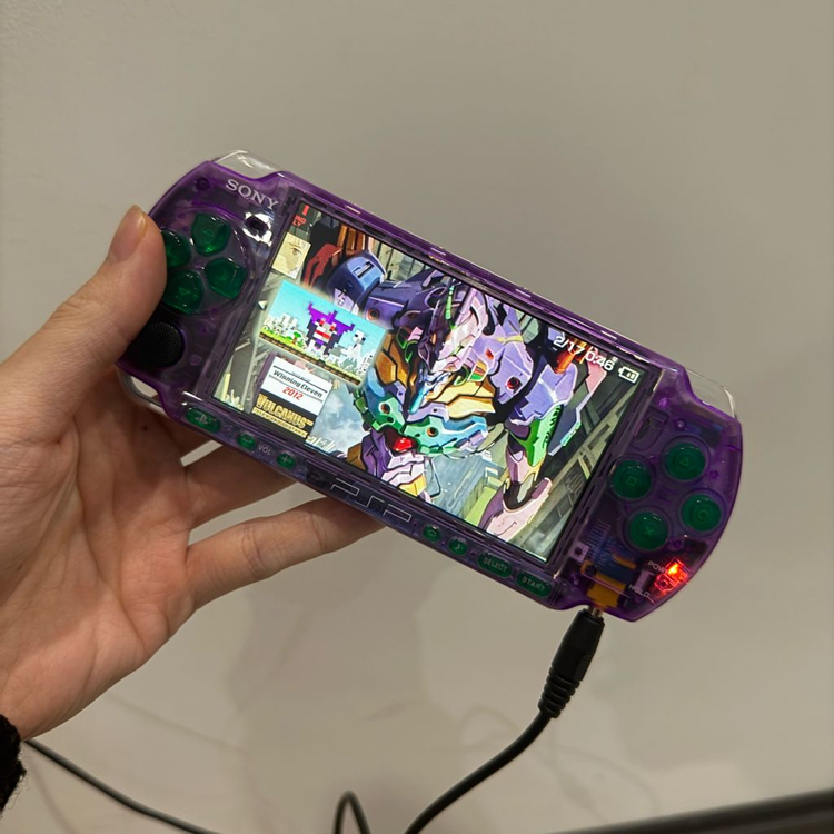 PSP3000 64G EVA Mark06 에디션 이미지