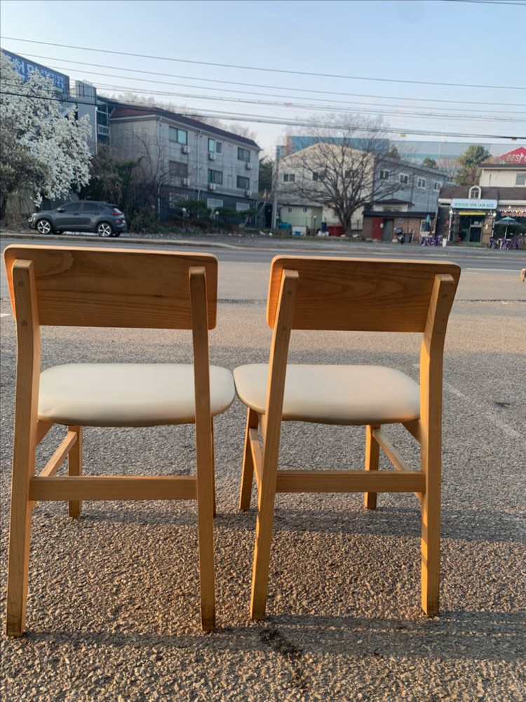 카페의자 식당의자 이미지