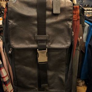 코치 가죽 백팩 이미지