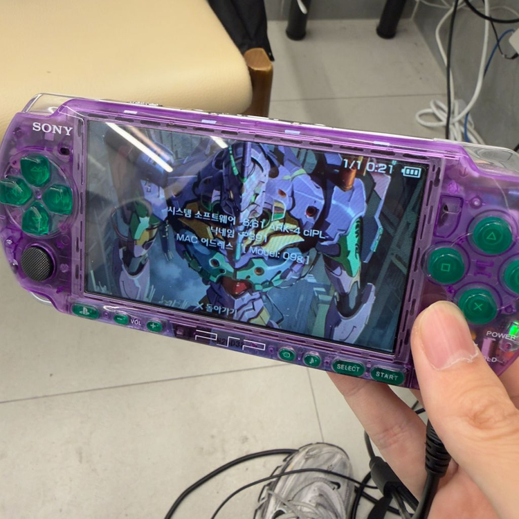 PSP3000 64G EVA Mark06 에디션 이미지